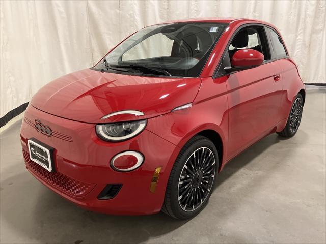 new 2024 FIAT 500e car, priced at $34,095