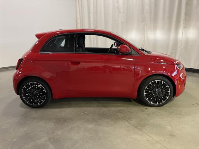 new 2024 FIAT 500e car, priced at $34,095