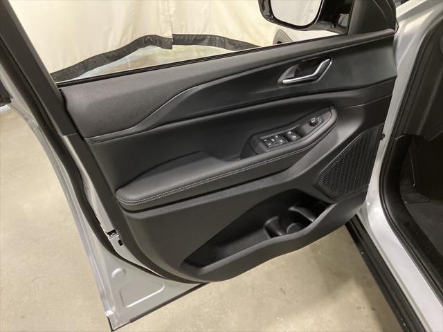 new 2025 Jeep Grand Cherokee car, priced at $46,730
