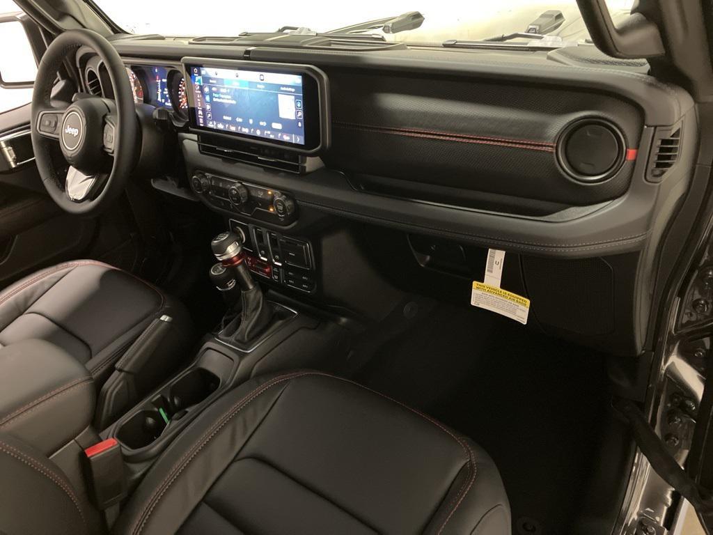 new 2025 Jeep Wrangler car, priced at $55,685