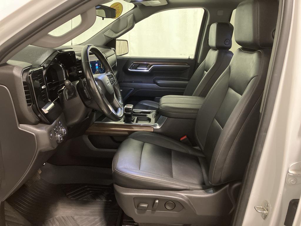 used 2024 Chevrolet Silverado 1500 car, priced at $51,211