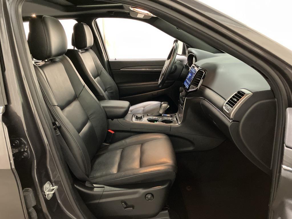used 2021 Jeep Grand Cherokee car, priced at $27,556