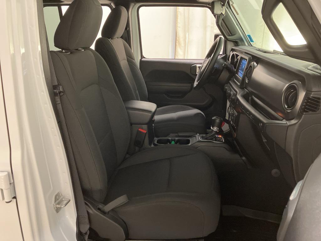 used 2022 Jeep Wrangler Unlimited car, priced at $33,648