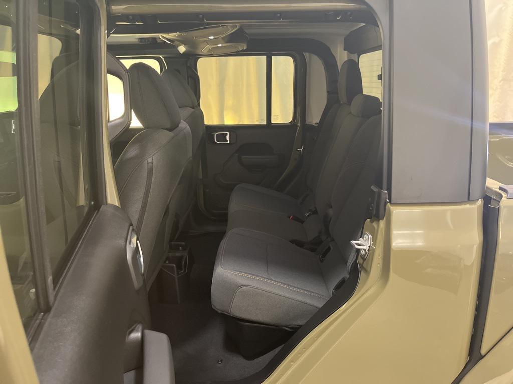 new 2026 Jeep Gladiator car, priced at $50,100