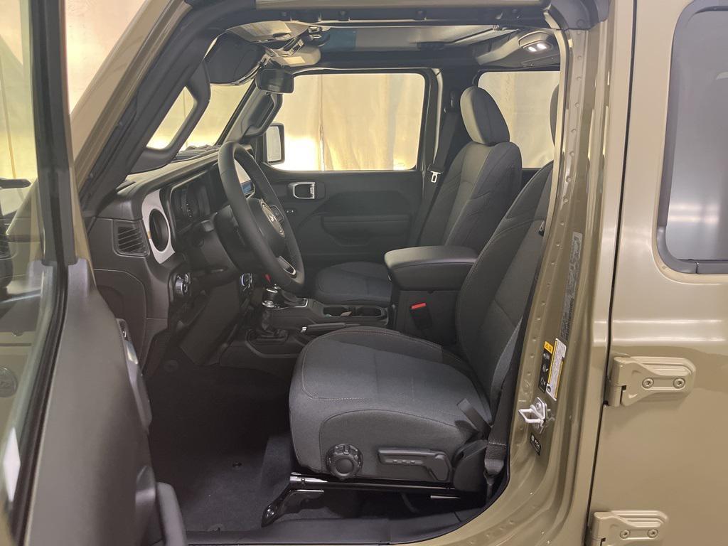 new 2026 Jeep Gladiator car, priced at $50,100