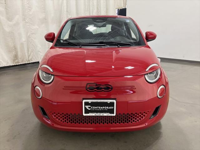 new 2024 FIAT 500e car, priced at $34,095