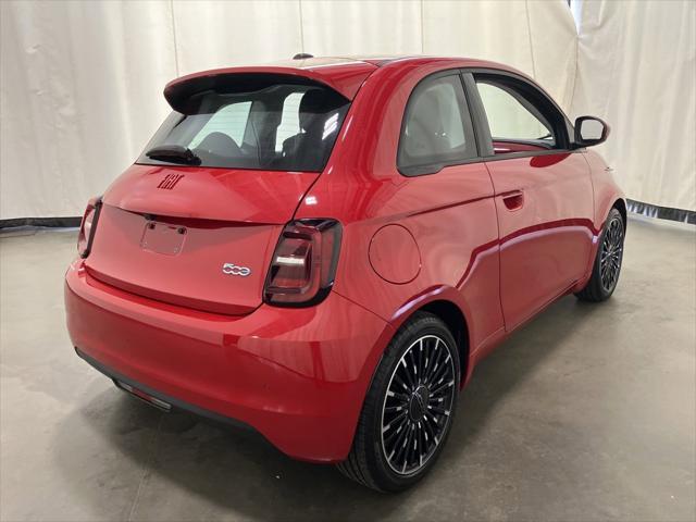 new 2024 FIAT 500e car, priced at $34,095