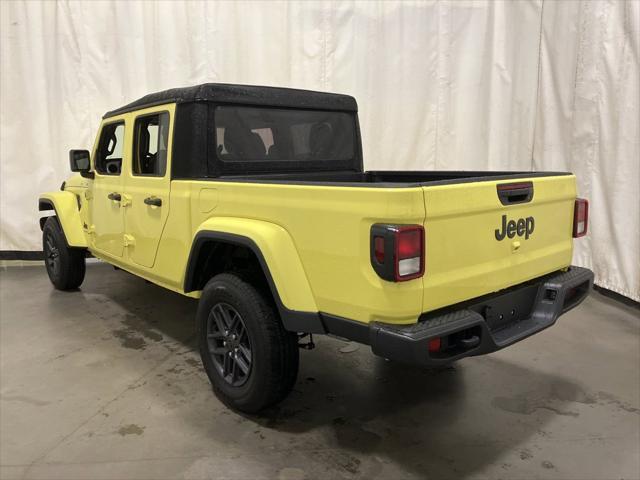 new 2024 Jeep Gladiator car, priced at $45,516