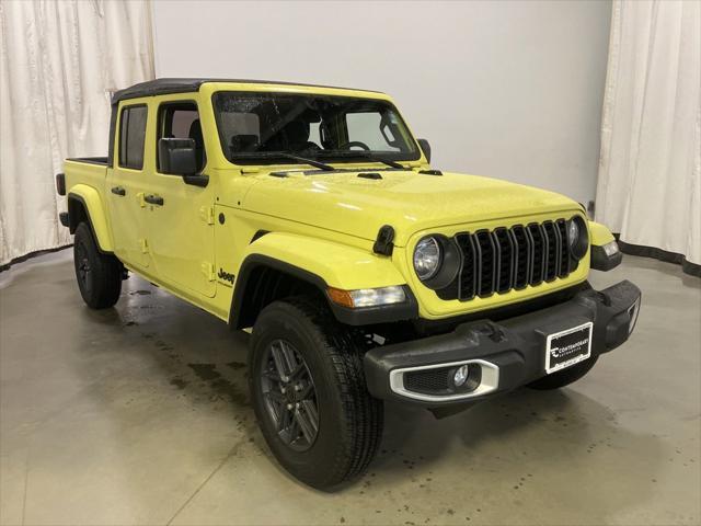 new 2024 Jeep Gladiator car, priced at $47,516