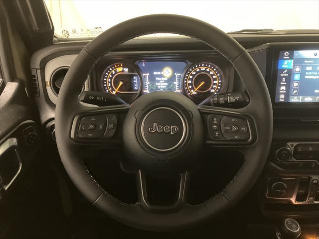 new 2025 Jeep Wrangler car, priced at $53,570