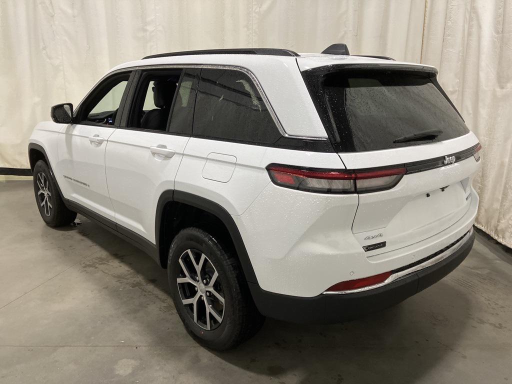 new 2025 Jeep Grand Cherokee car, priced at $42,608