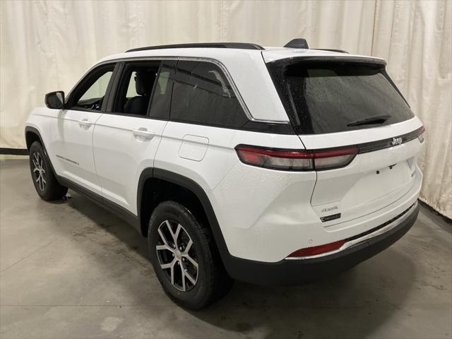 new 2025 Jeep Grand Cherokee car, priced at $44,286