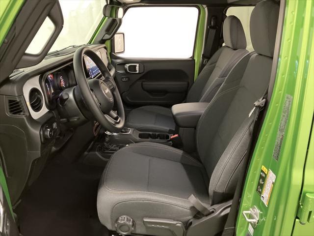 new 2025 Jeep Wrangler car, priced at $45,350