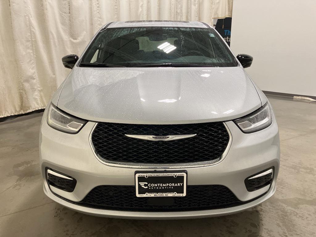 new 2026 Chrysler Pacifica car, priced at $49,255
