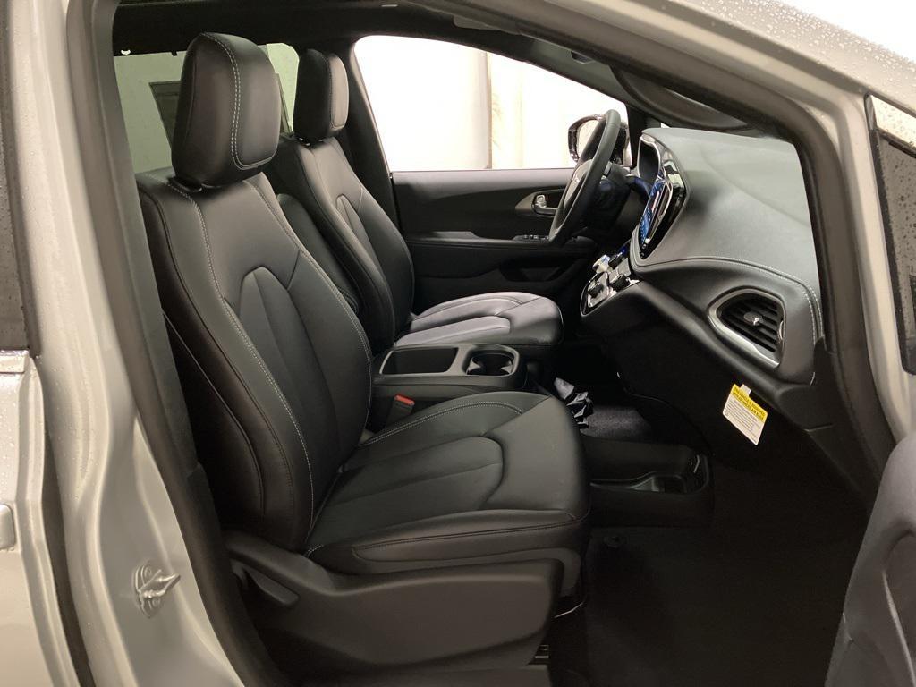 new 2026 Chrysler Pacifica car, priced at $49,255