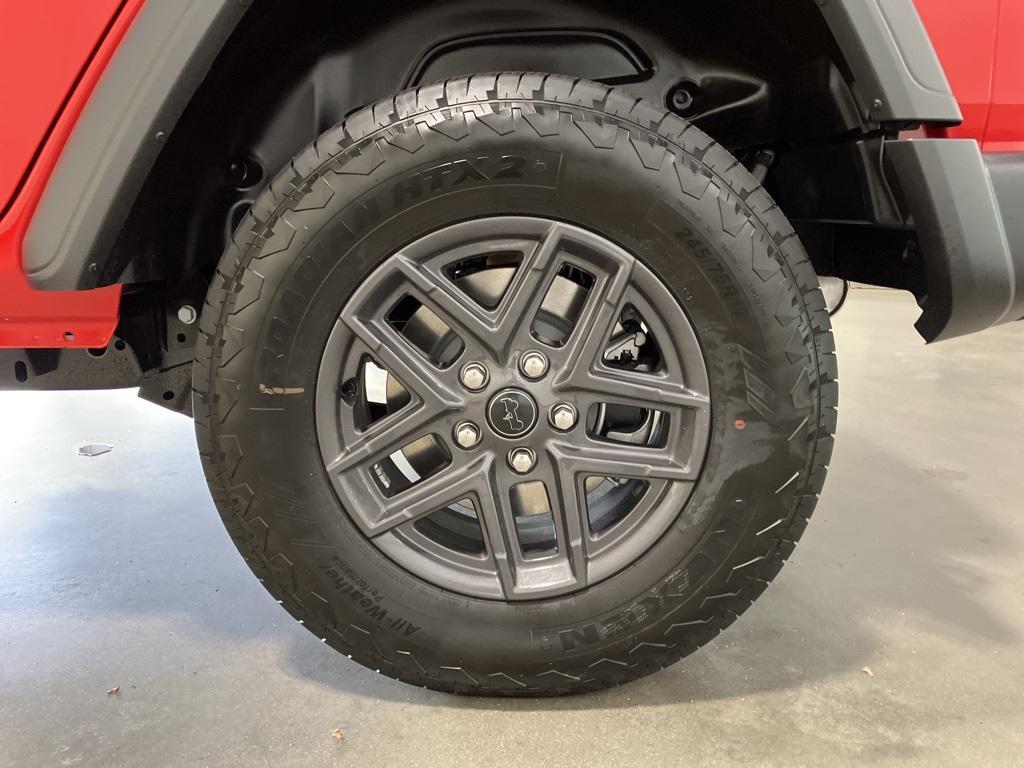 new 2025 Jeep Wrangler car, priced at $42,270