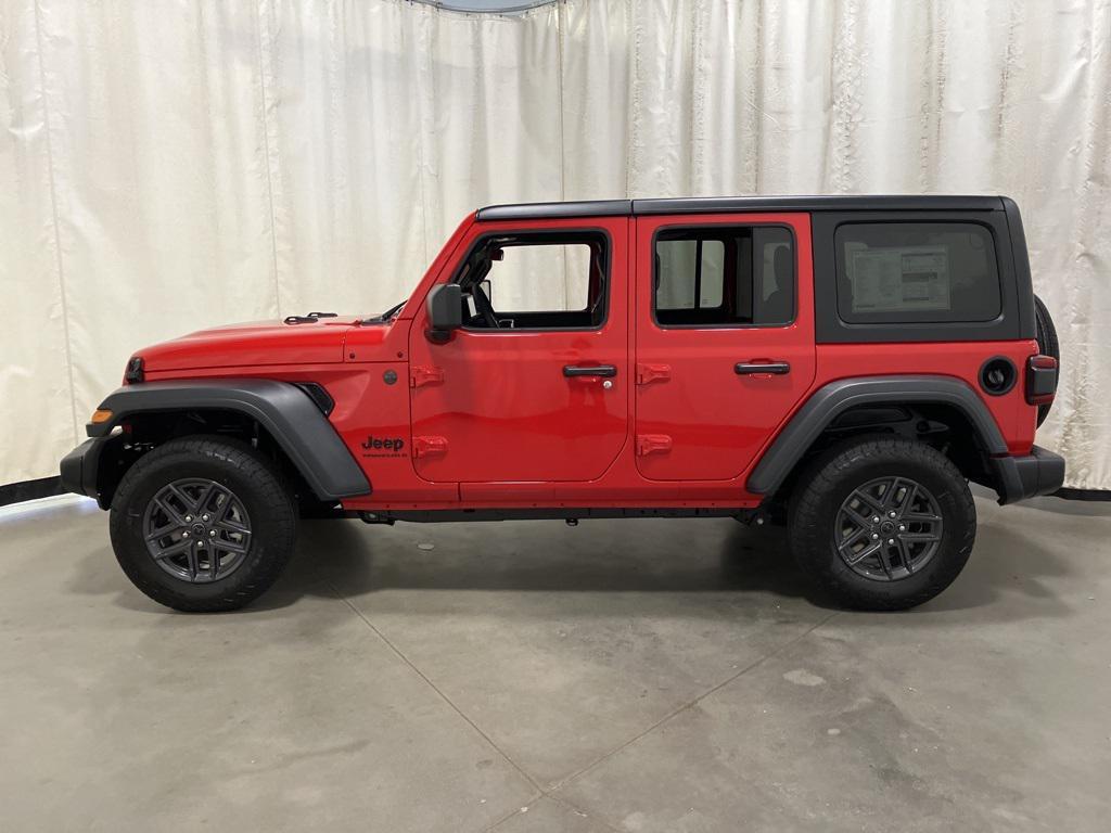 new 2025 Jeep Wrangler car, priced at $42,270