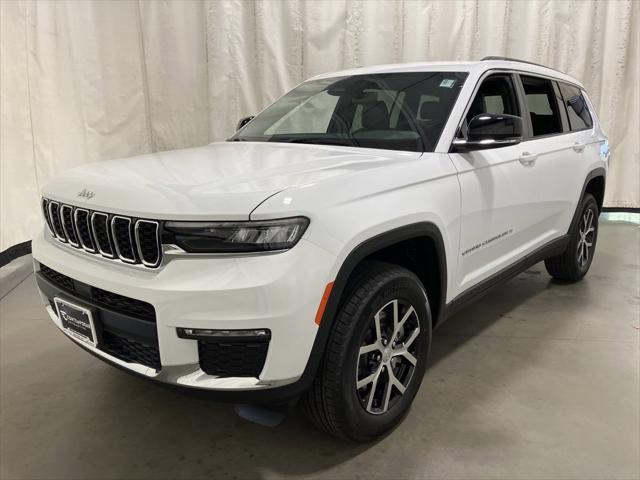 new 2024 Jeep Grand Cherokee L car, priced at $48,200