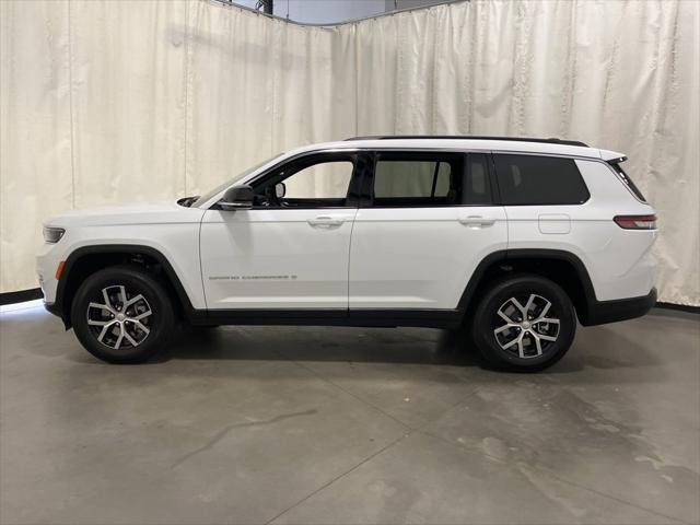 new 2024 Jeep Grand Cherokee L car, priced at $48,200