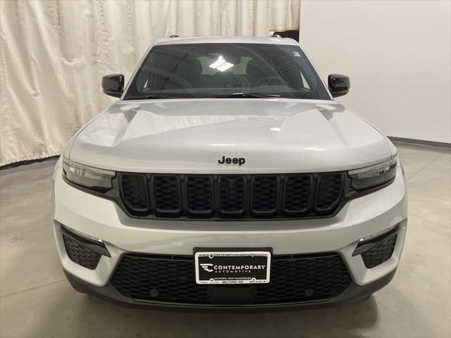 new 2025 Jeep Grand Cherokee car, priced at $54,041