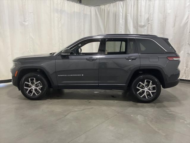 new 2024 Jeep Grand Cherokee car, priced at $54,735