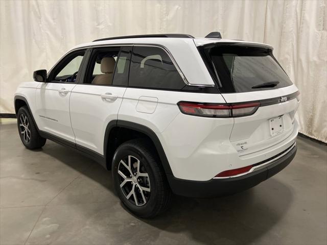 new 2025 Jeep Grand Cherokee car, priced at $46,700