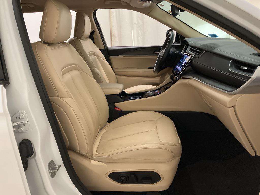 used 2022 Jeep Grand Cherokee L car, priced at $30,885