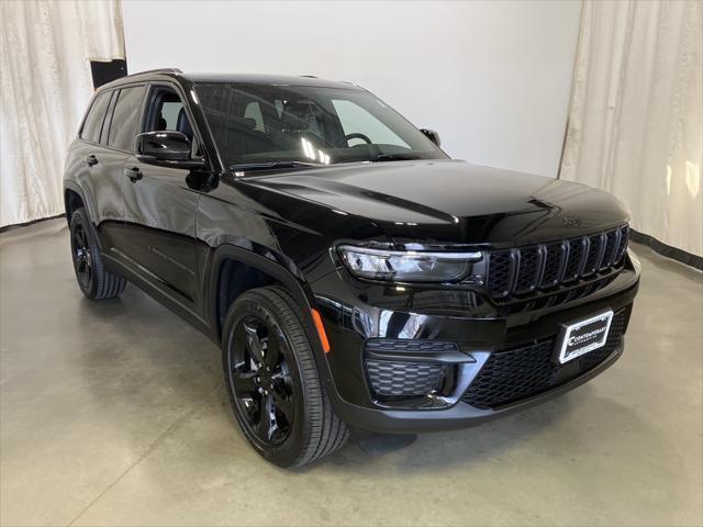 new 2025 Jeep Grand Cherokee car, priced at $48,175