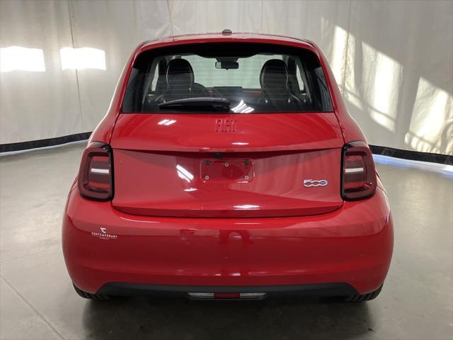 new 2024 FIAT 500e car, priced at $34,095