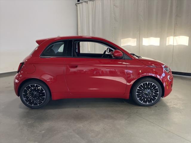 new 2024 FIAT 500e car, priced at $34,095