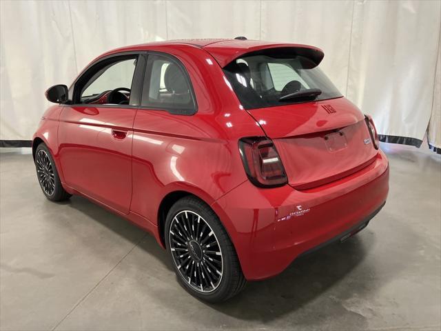 new 2024 FIAT 500e car, priced at $34,095