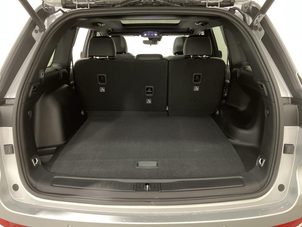 new 2025 Jeep Grand Cherokee car, priced at $46,232