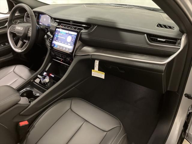 new 2025 Jeep Grand Cherokee car, priced at $49,104