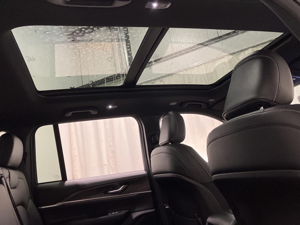 new 2025 Jeep Grand Cherokee car, priced at $46,232