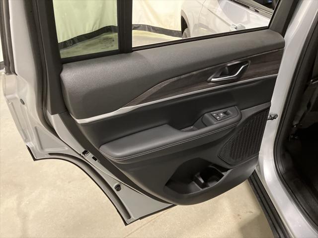new 2025 Jeep Grand Cherokee car, priced at $49,104