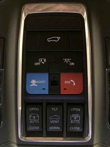 new 2025 Jeep Grand Cherokee car, priced at $49,104