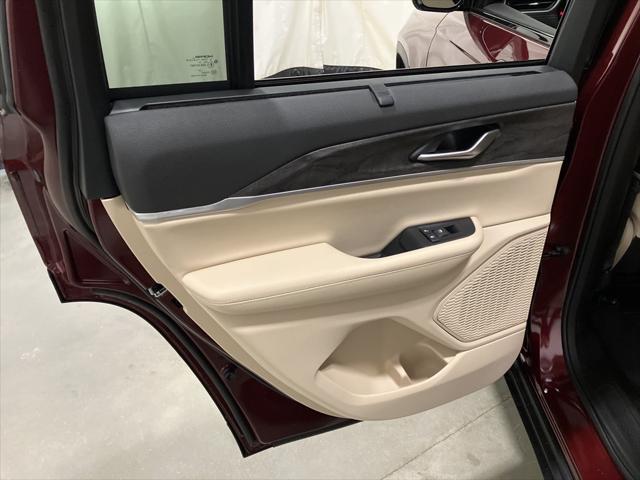 new 2025 Jeep Grand Cherokee car, priced at $55,660