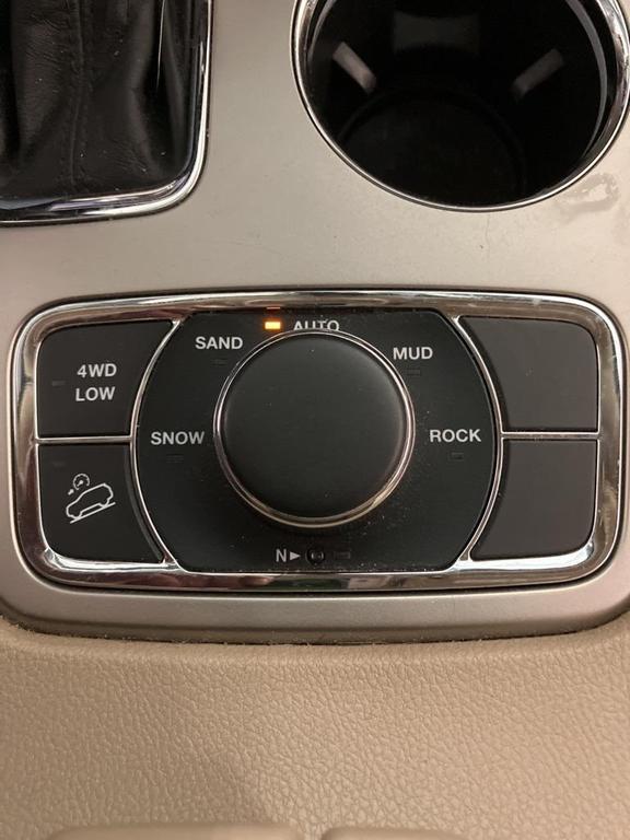 used 2017 Jeep Grand Cherokee car, priced at $15,636