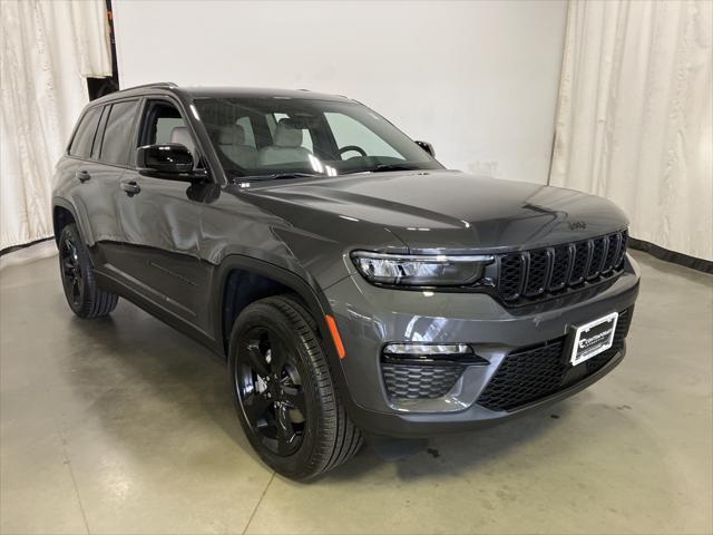 new 2025 Jeep Grand Cherokee car, priced at $50,020