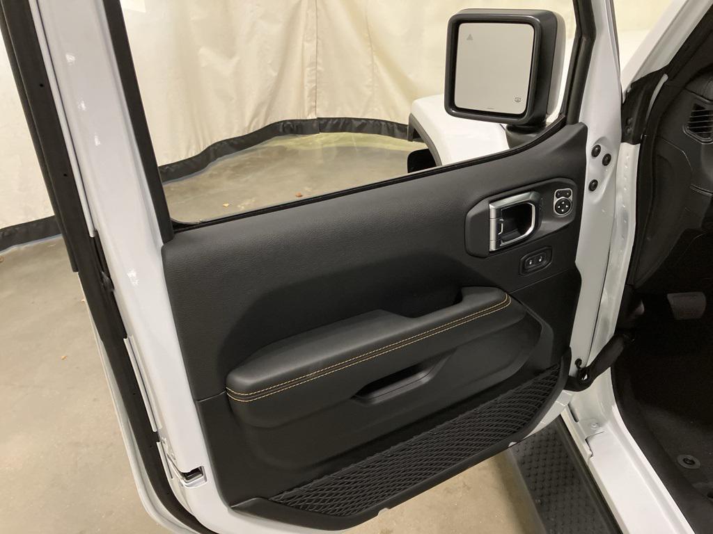 new 2026 Jeep Wrangler car, priced at $55,370