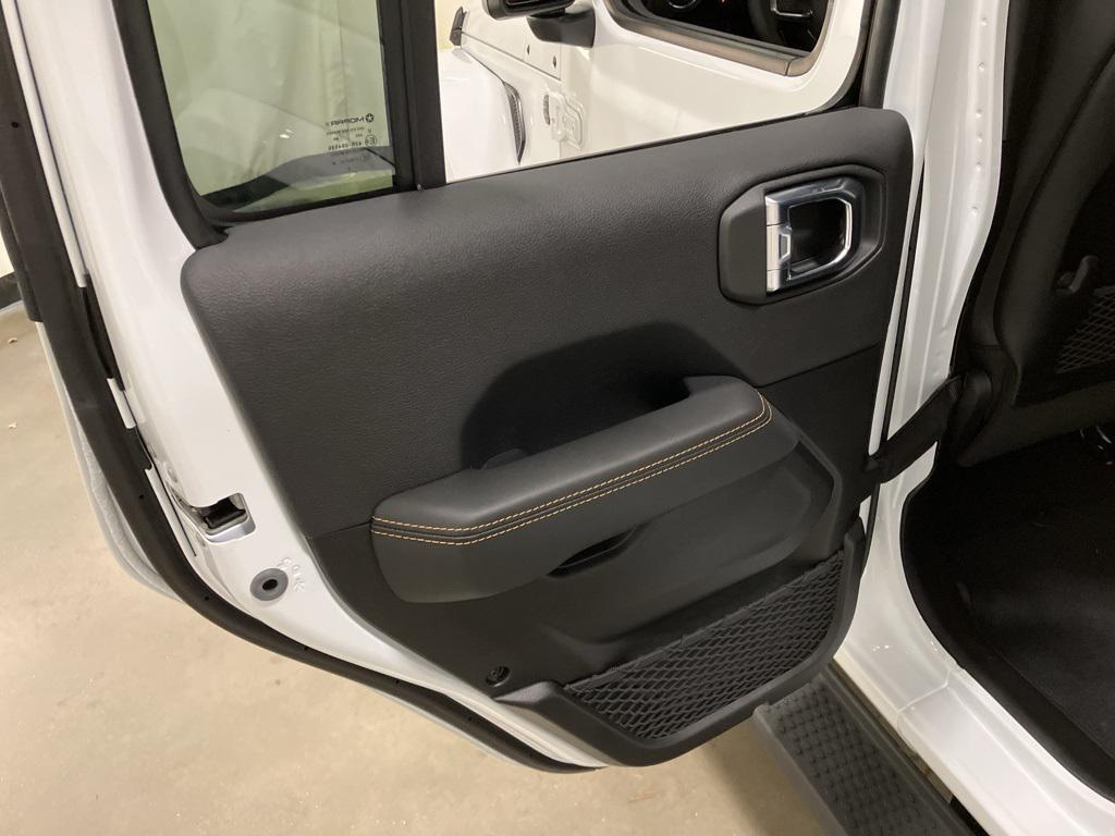 new 2026 Jeep Wrangler car, priced at $55,370