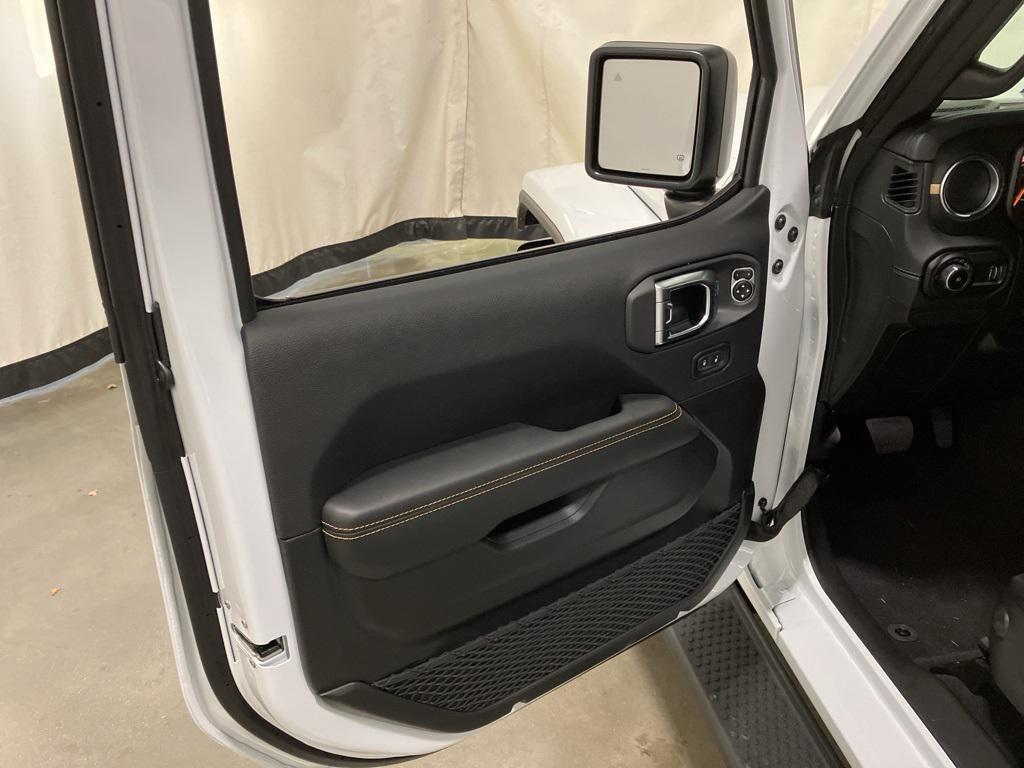 new 2026 Jeep Wrangler car, priced at $55,370