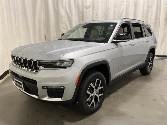 new 2025 Jeep Grand Cherokee L car, priced at $49,295