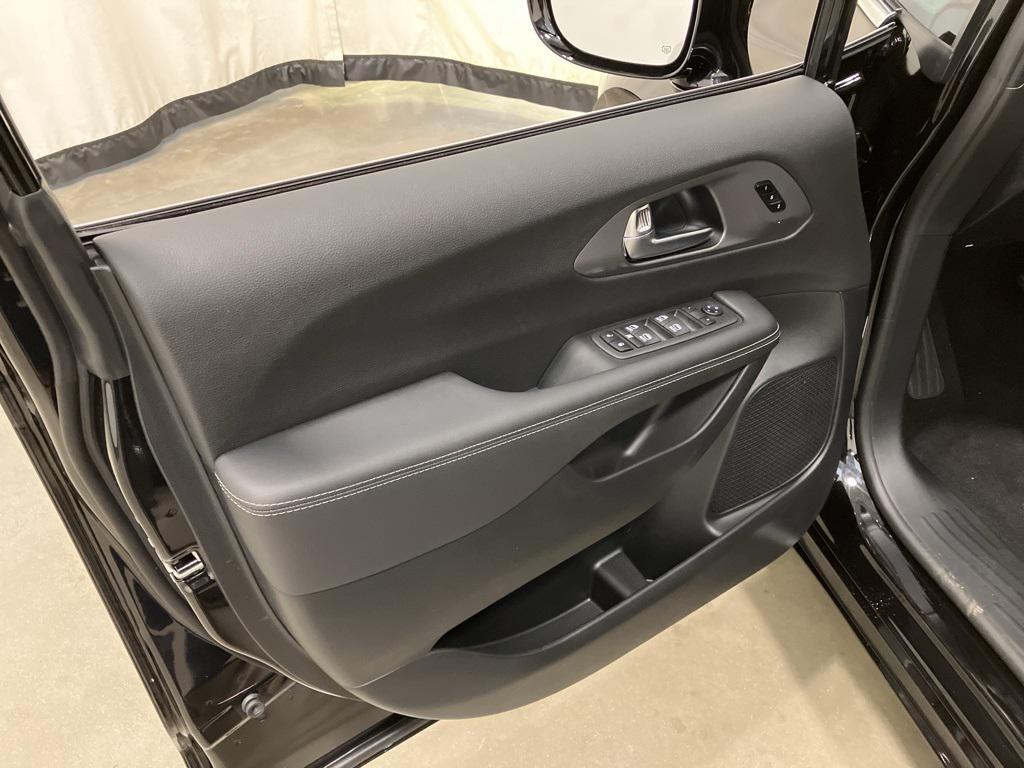 new 2026 Chrysler Pacifica car, priced at $47,165