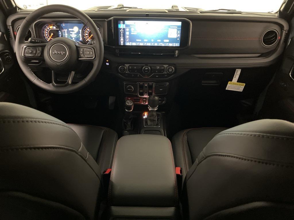 new 2025 Jeep Wrangler car, priced at $58,312