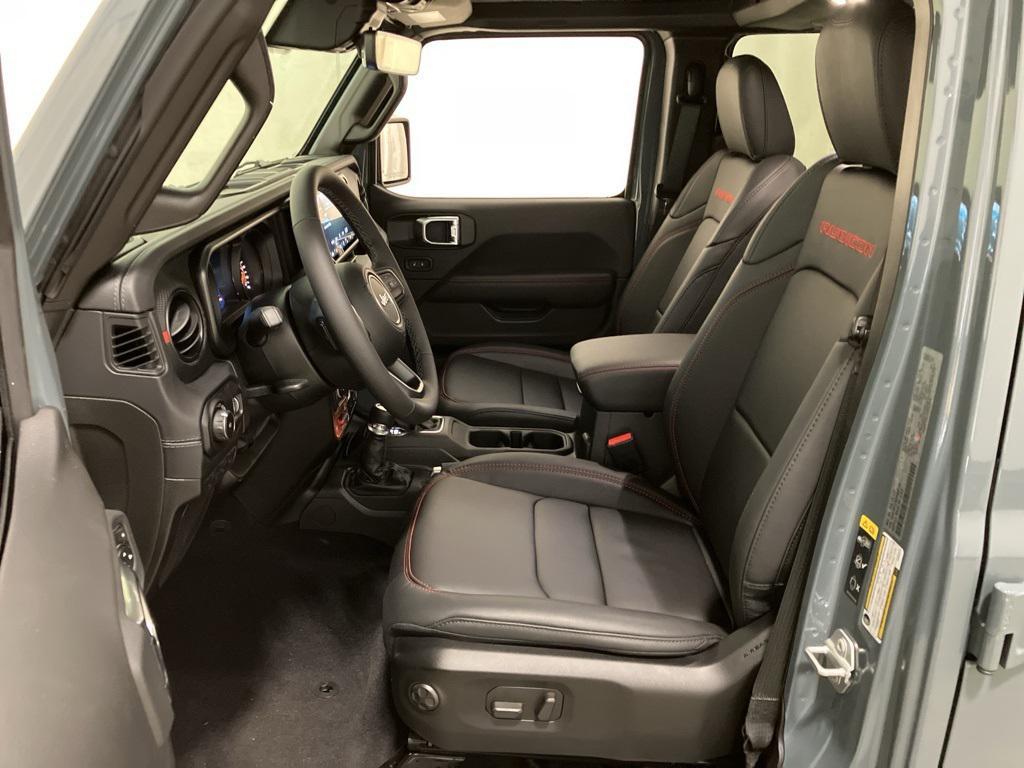 new 2025 Jeep Wrangler car, priced at $58,312