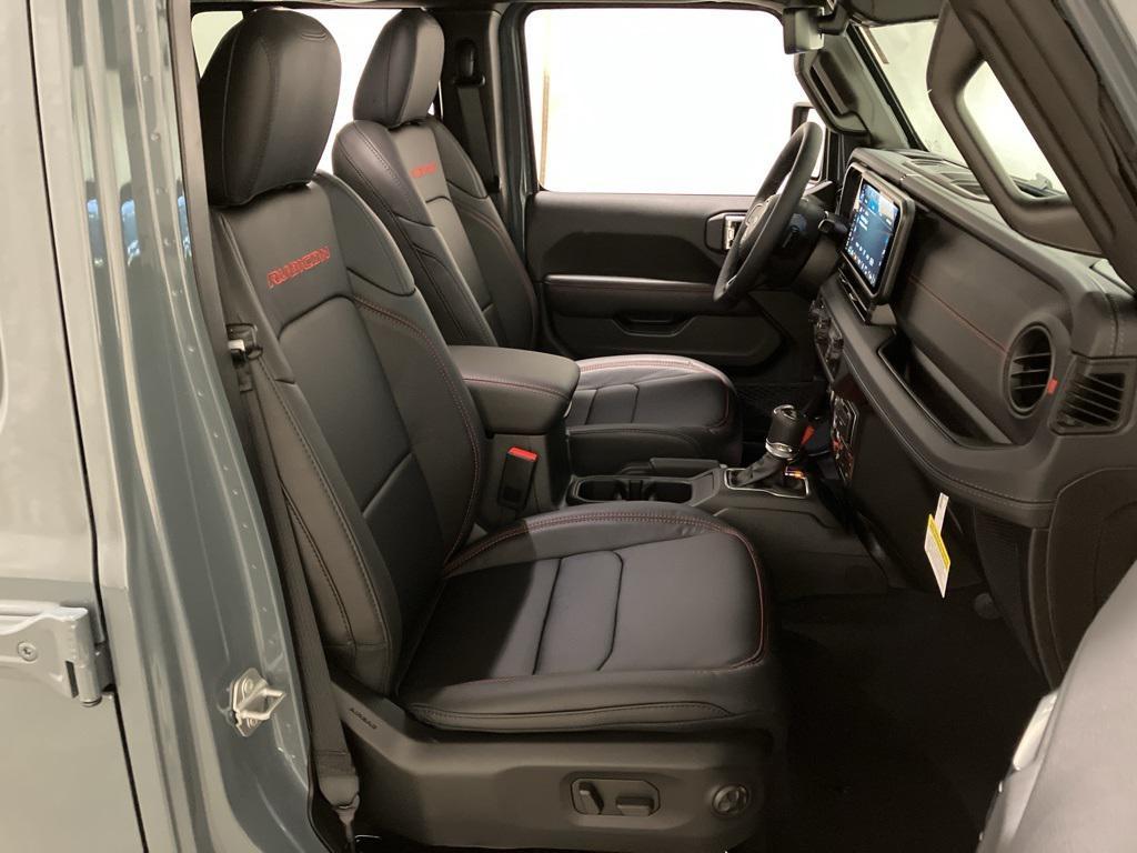 new 2025 Jeep Wrangler car, priced at $58,312