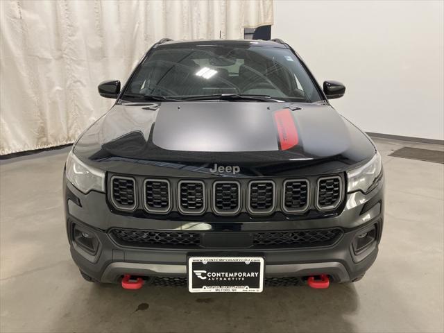 new 2025 Jeep Compass car, priced at $38,560