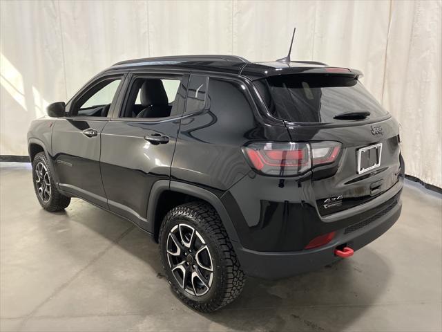 new 2025 Jeep Compass car, priced at $38,560