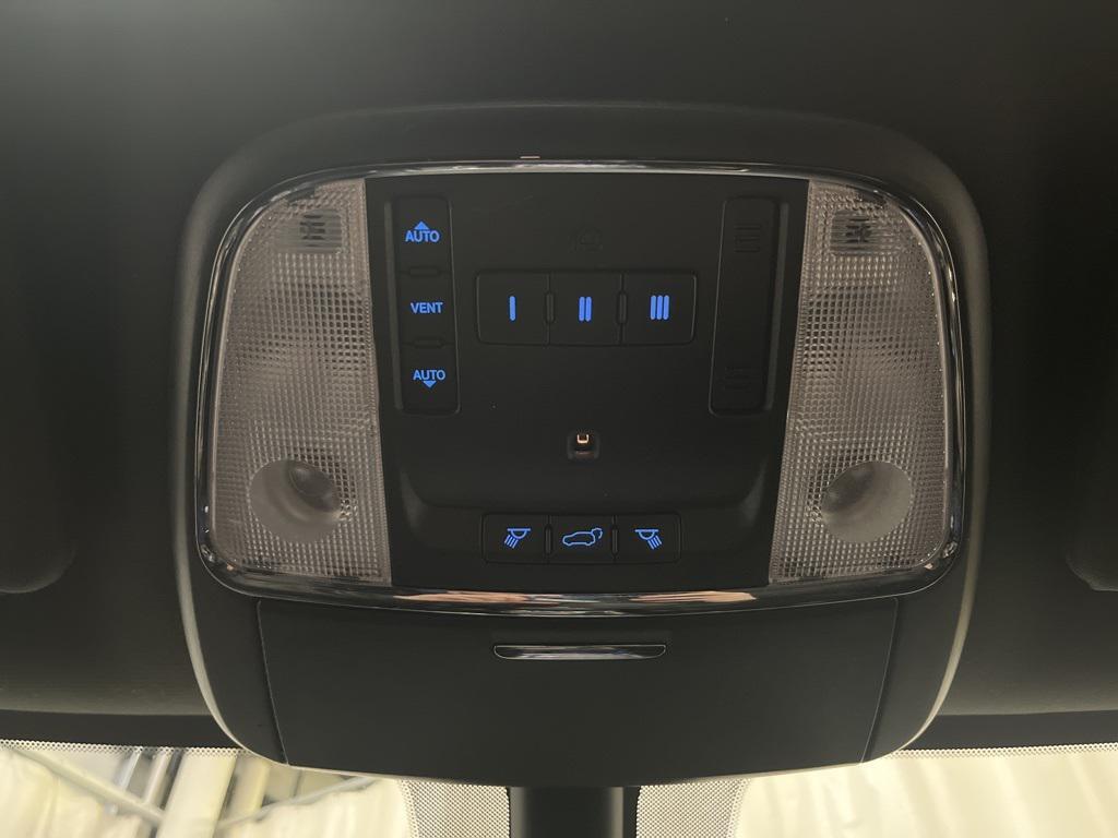 used 2015 Jeep Grand Cherokee car, priced at $6,853